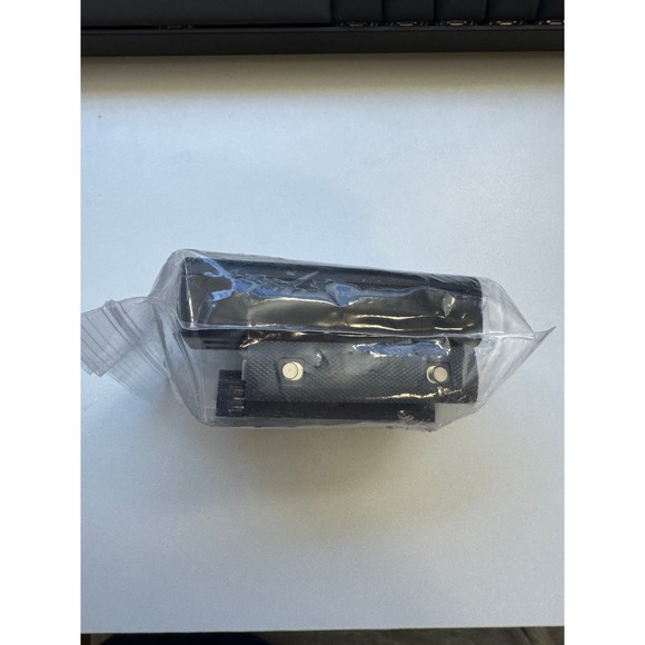 Insta360 ONE X2 360 Camera Pocket Size Action Cam Waterproof 2 extra batteries - Picture 3 of 3